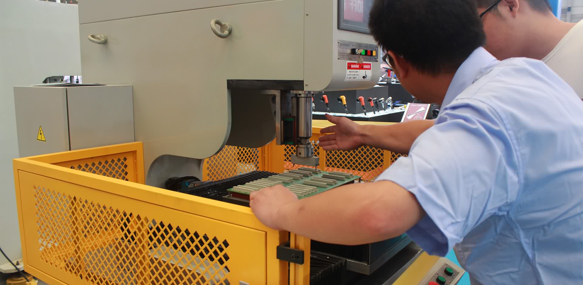 氣液增壓缸、液壓油缸、伺服電動缸、壓機